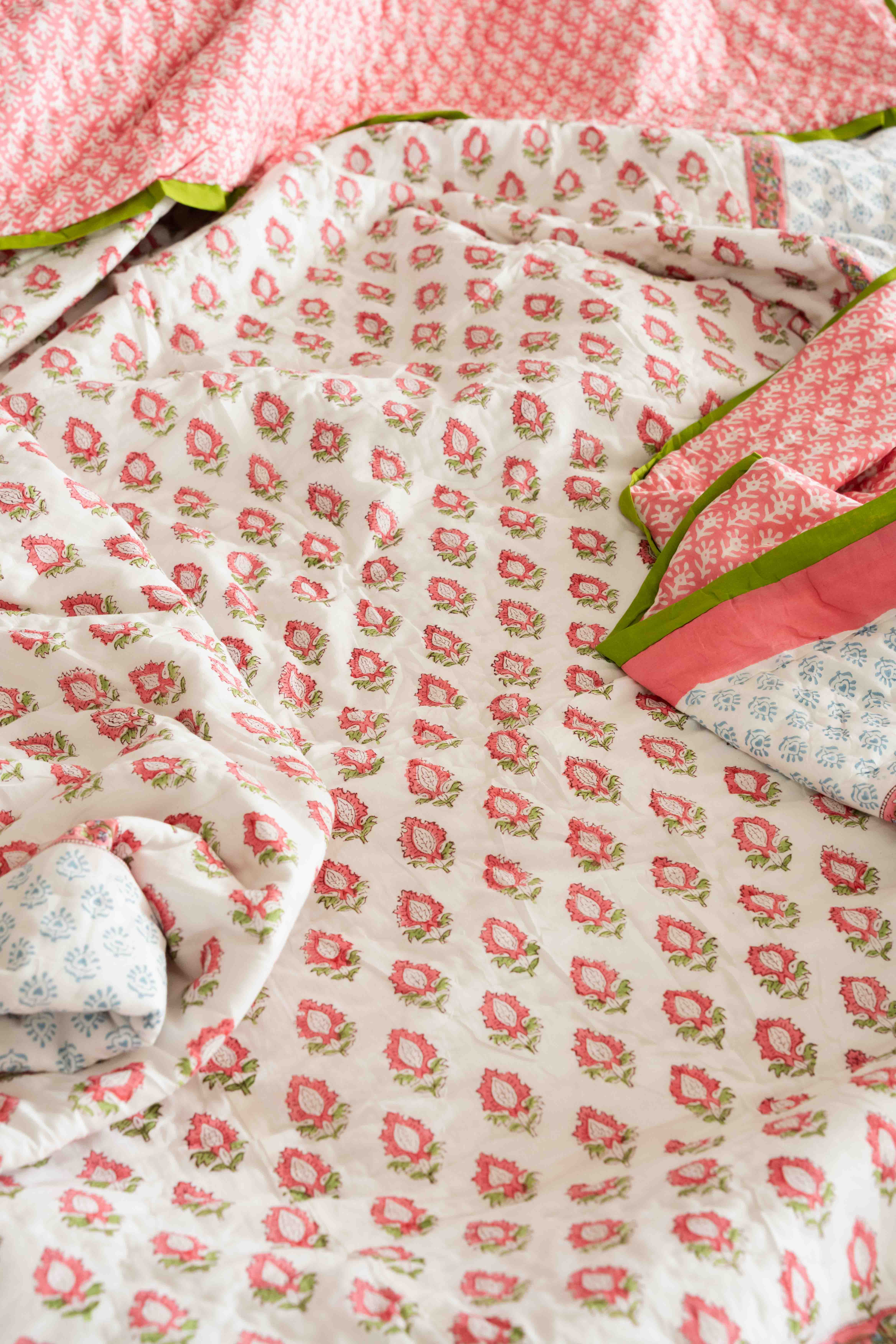 Pink Buta Muslin Dohar ( Summer Blanket/ AC Blanket)- Super Single Size